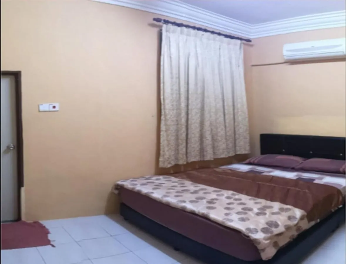 Hasienda Homestay Bayan Lepas Джорджтаун Отель